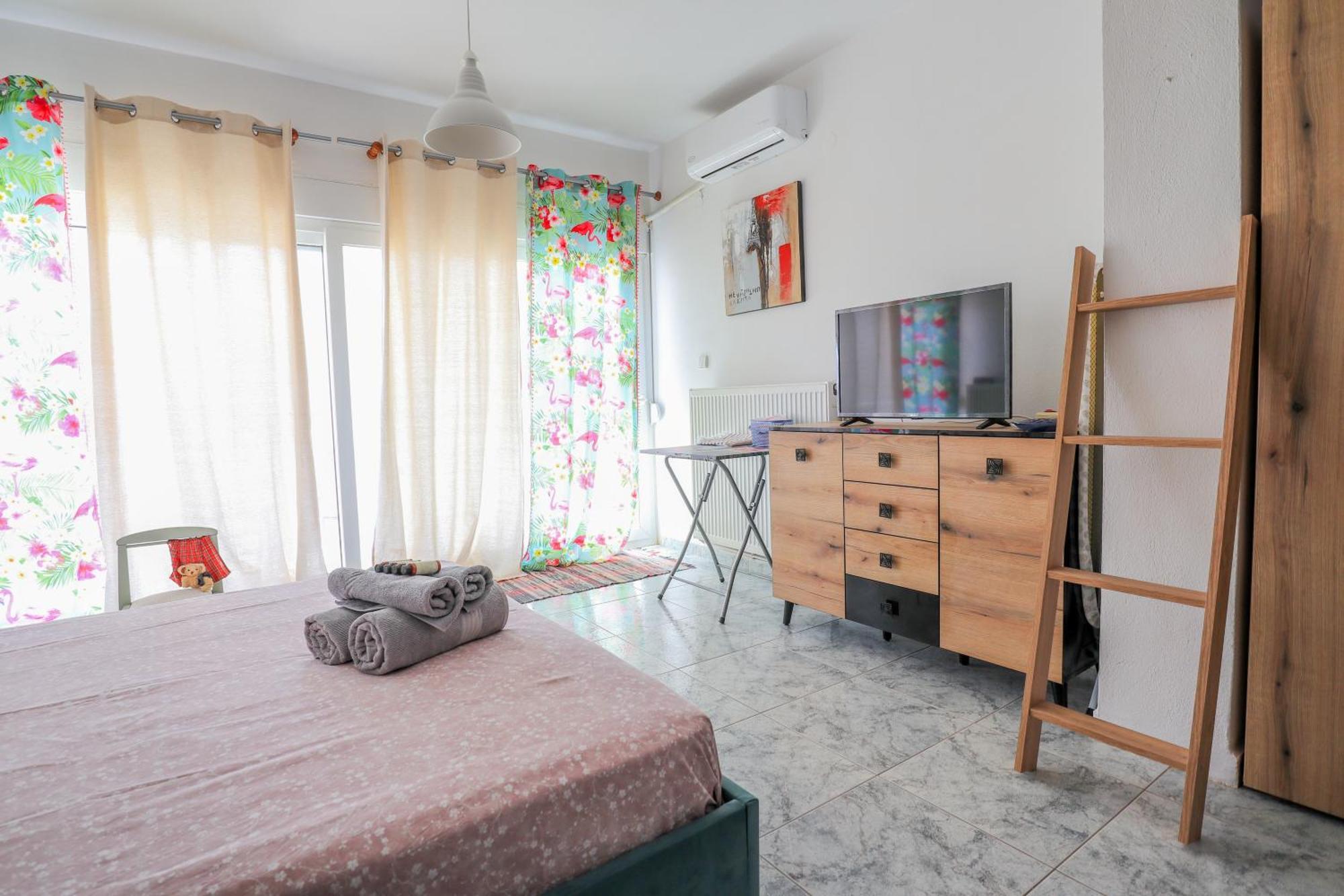 Pepi'S Studio Apartment Александроуполис Экстерьер фото